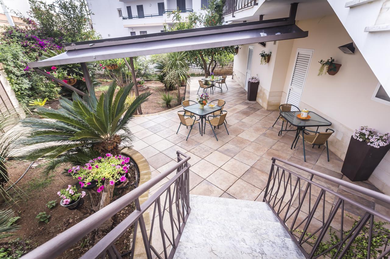 Mandarinoarancio Bed & Breakfast Alezio Exterior foto