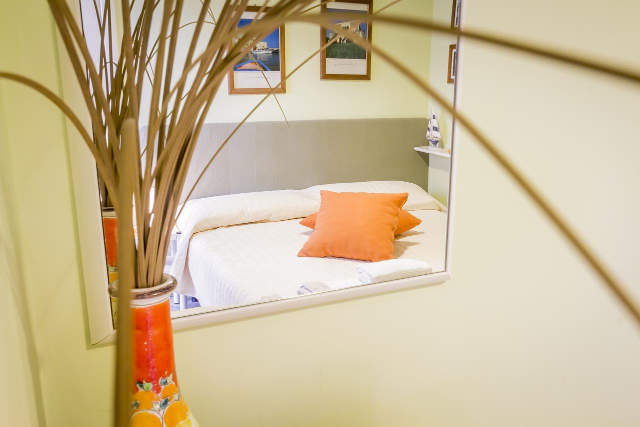 Mandarinoarancio Bed & Breakfast Alezio Exterior foto