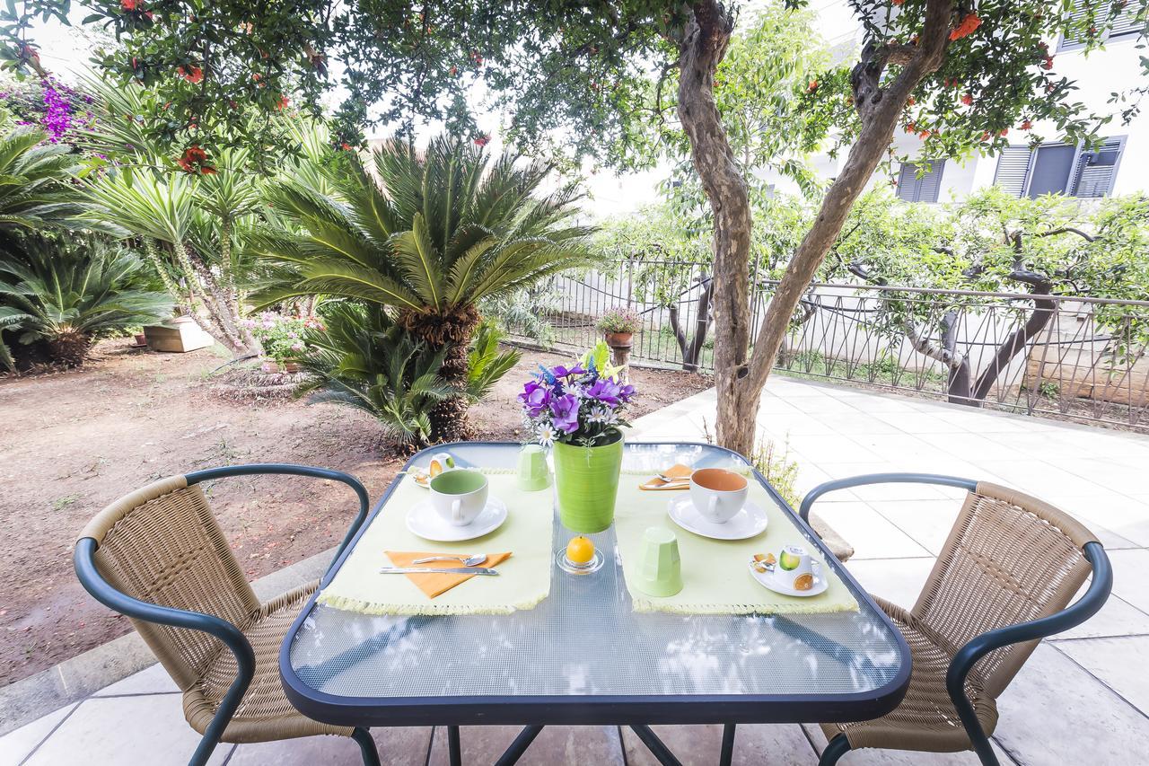 Mandarinoarancio Bed & Breakfast Alezio Exterior foto