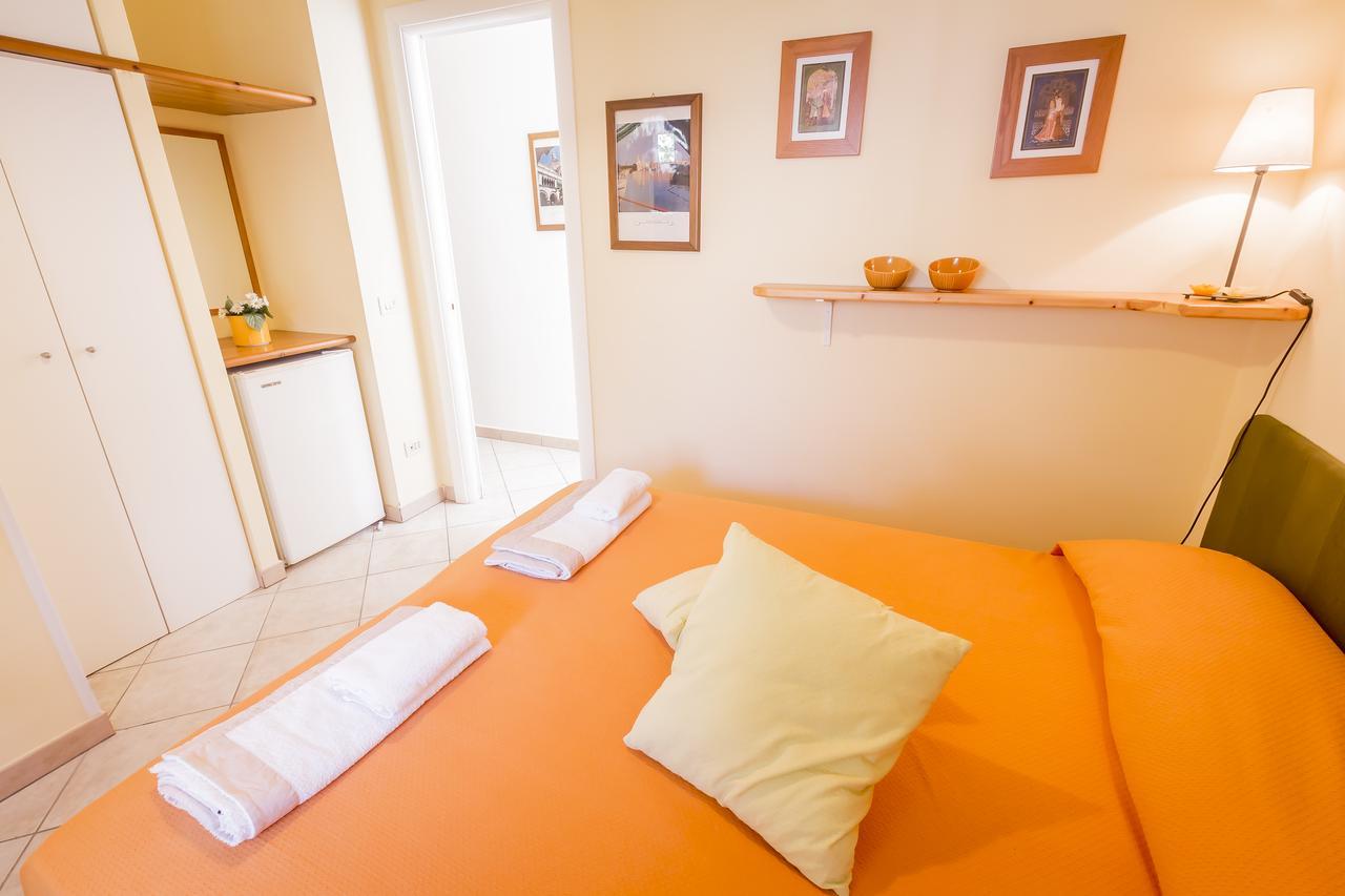 Mandarinoarancio Bed & Breakfast Alezio Exterior foto
